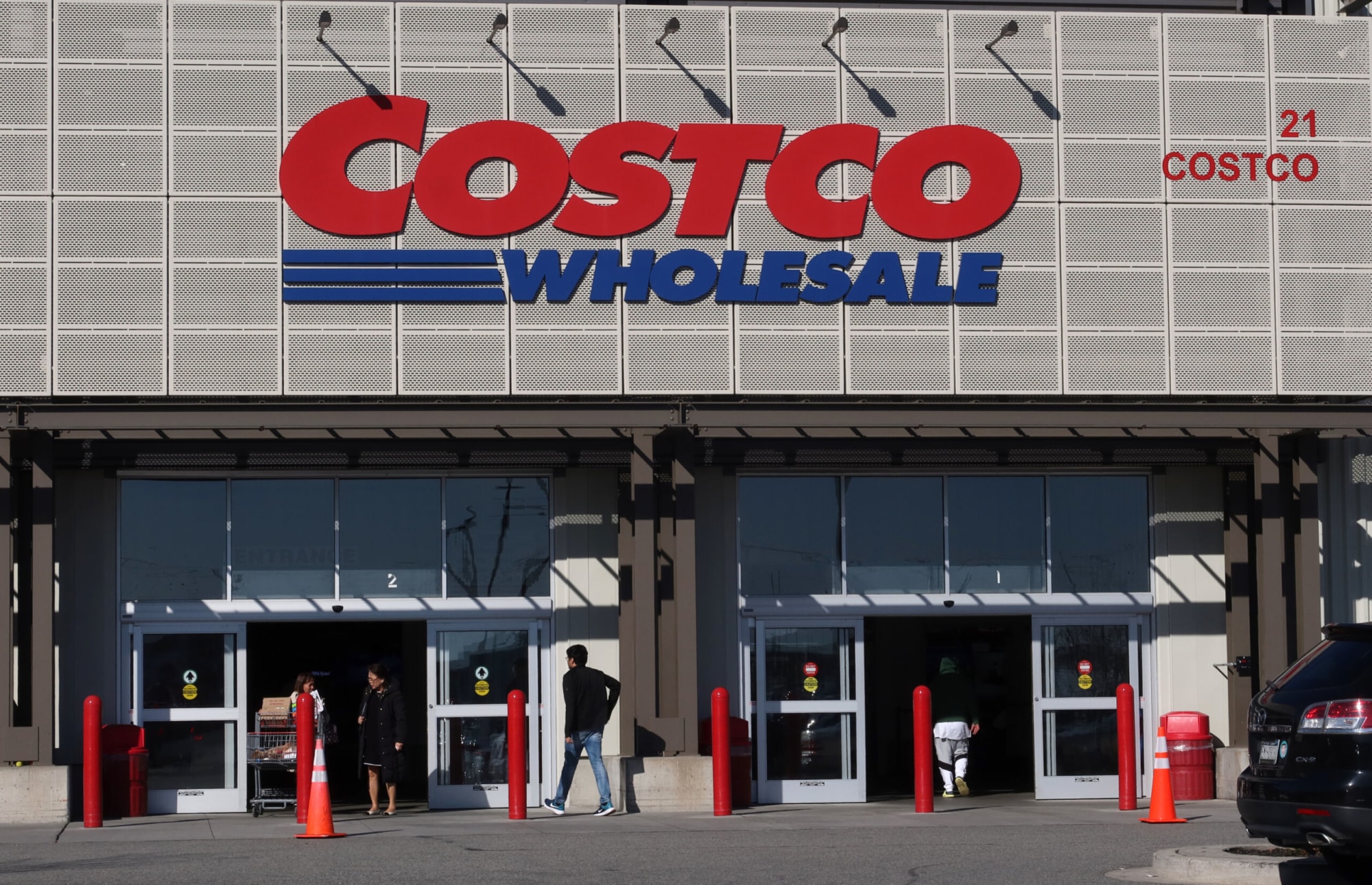 Is Costco closed on Memorial Day 2023?
