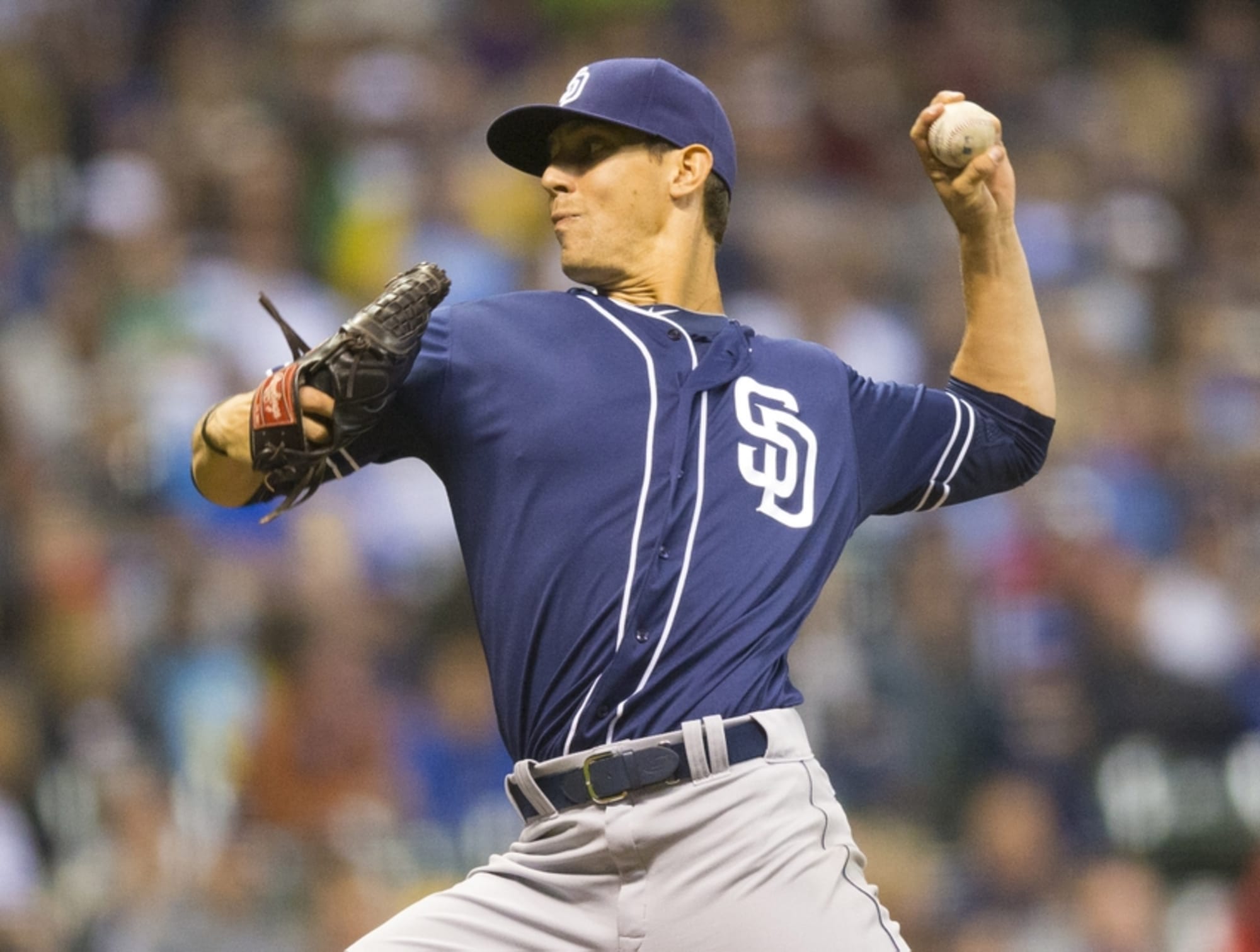 Padres Look to Slow Dodgers in home finale