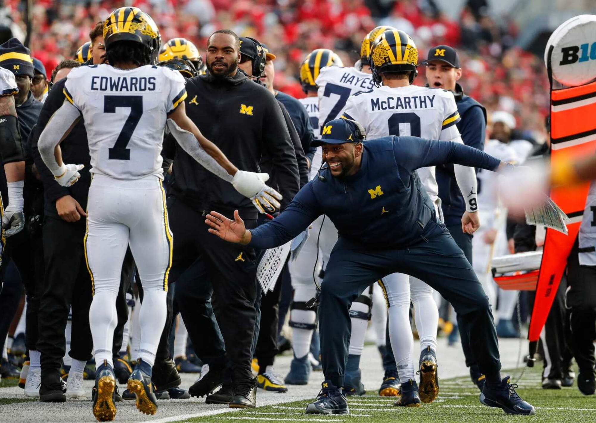 Michigan Football New crystal balls for a transfer and 2024 recruit