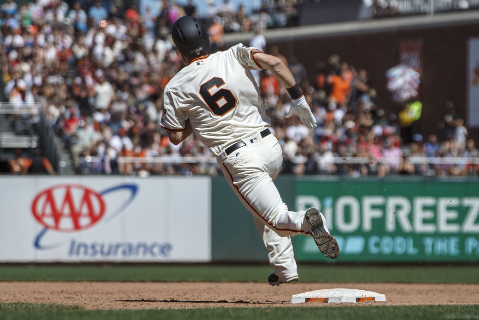 San Francisco Giants Finish Busy Sunday with Win over Cardinals