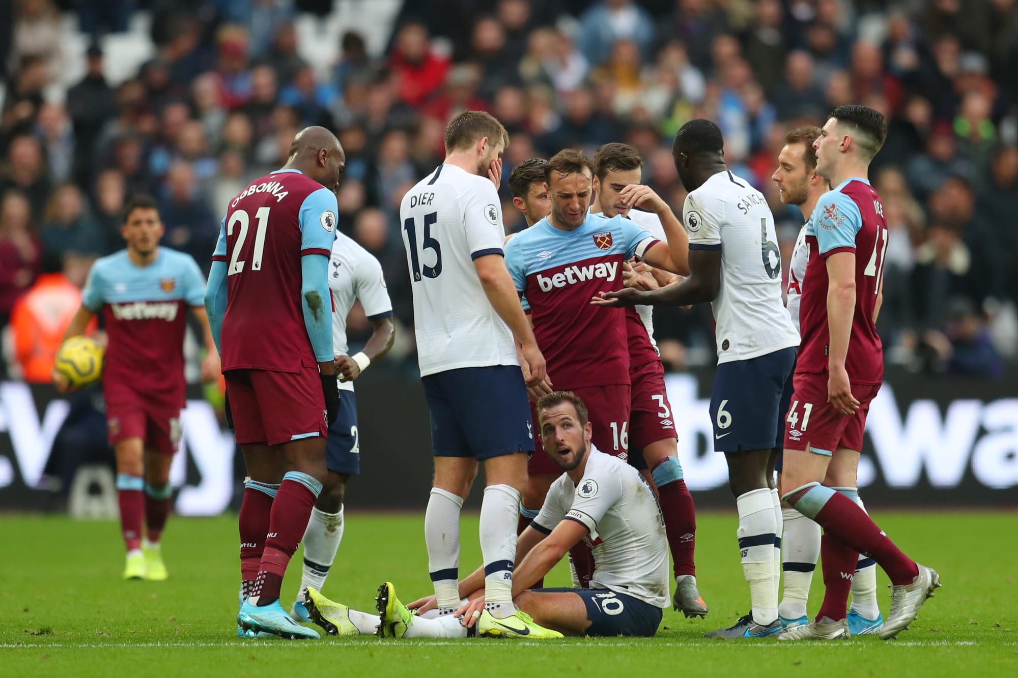 West Ham lose in predictably pathetic style to Spurs