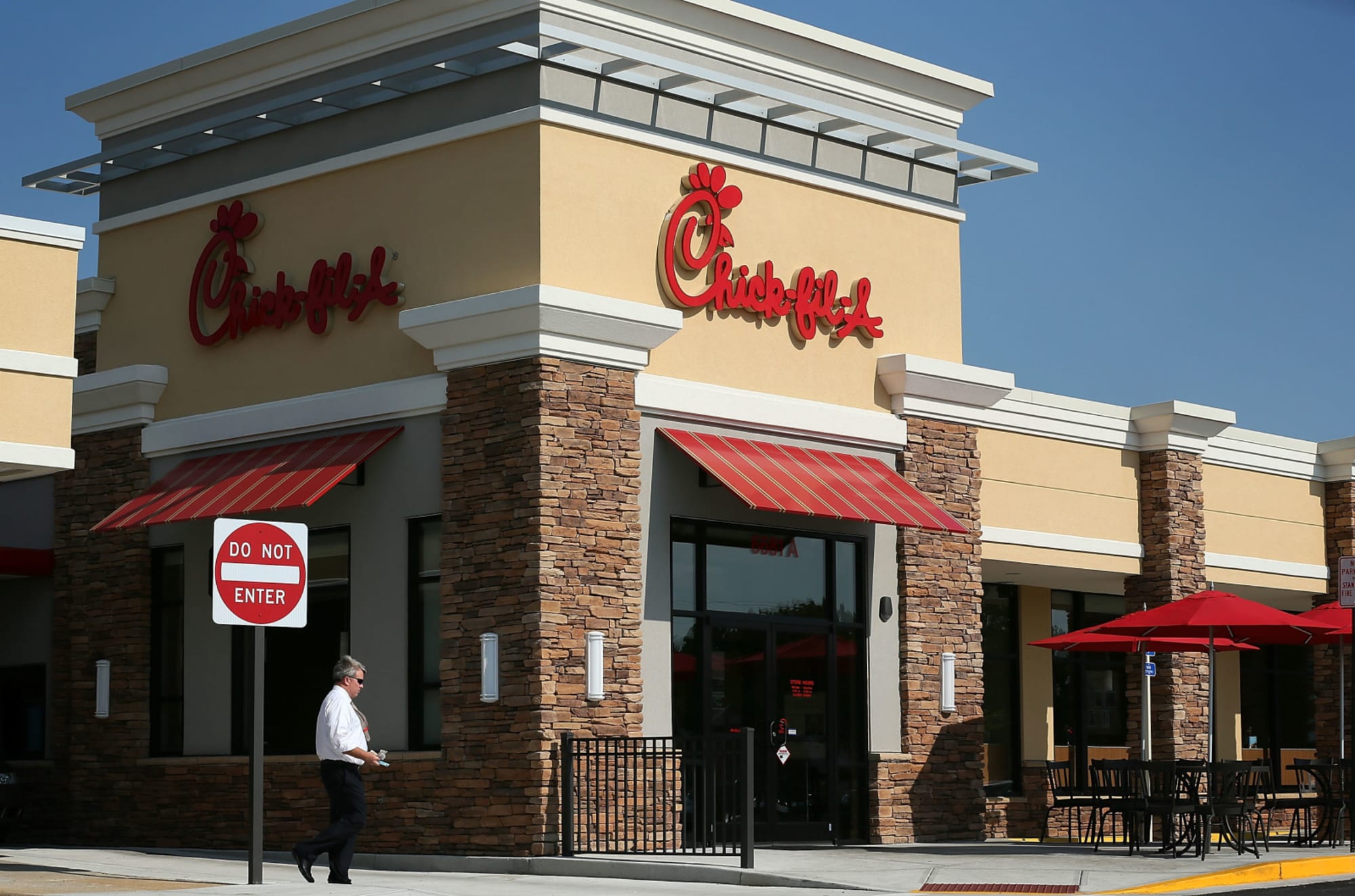 Which fast food restaurants are open Labor Day 2020? ChickfilA, more