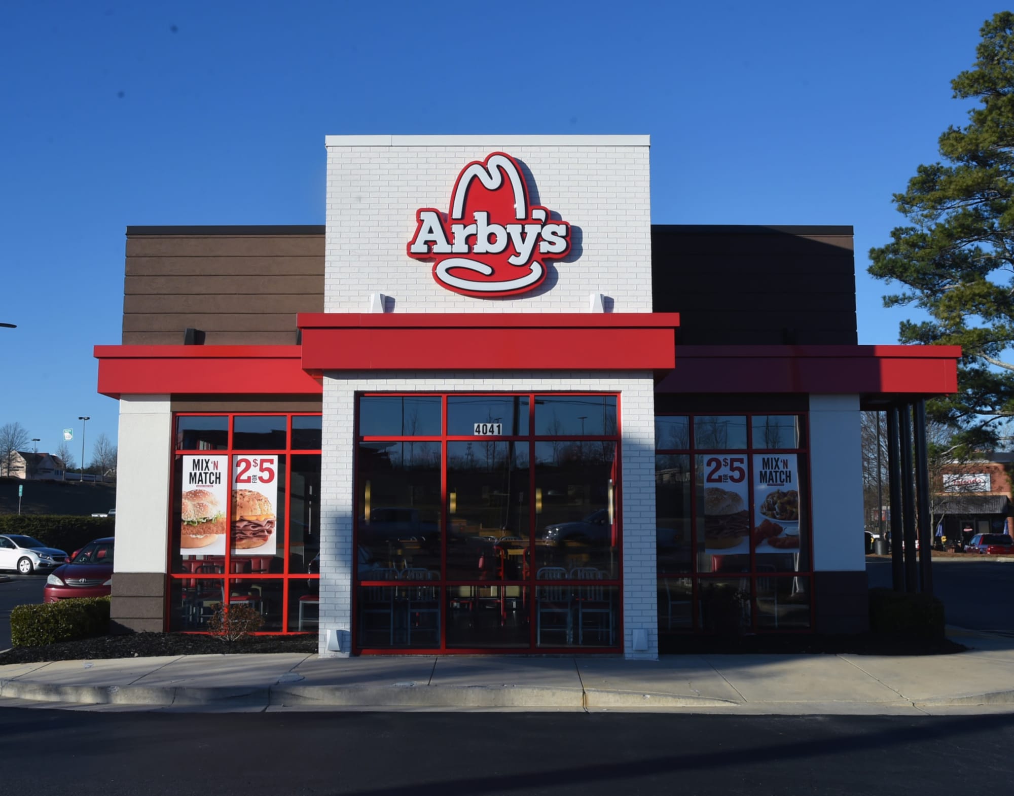 Is Arby's Dining Room Open