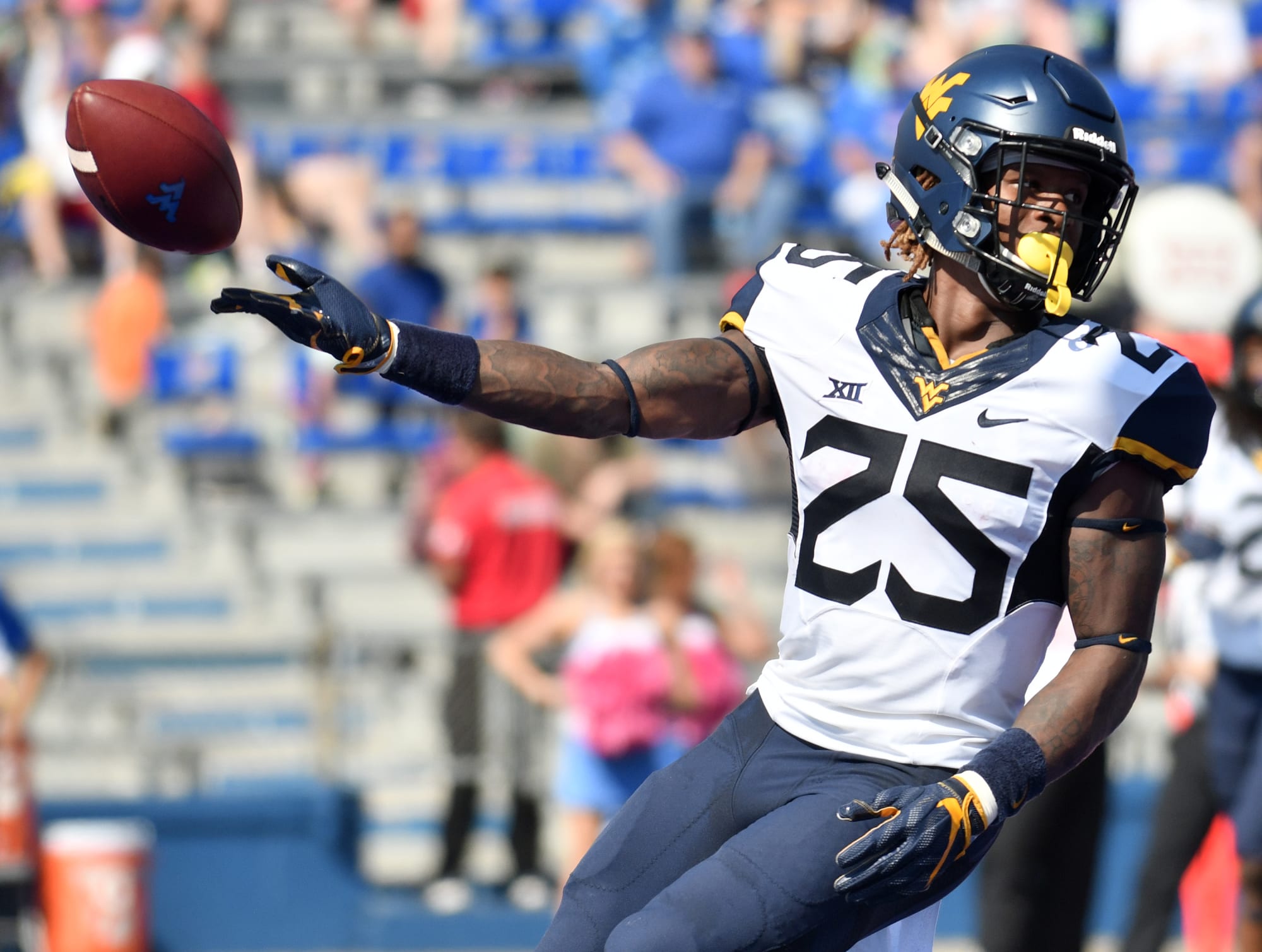 WVU RB Justin Crawford will sit out Heart of Dallas Bowl