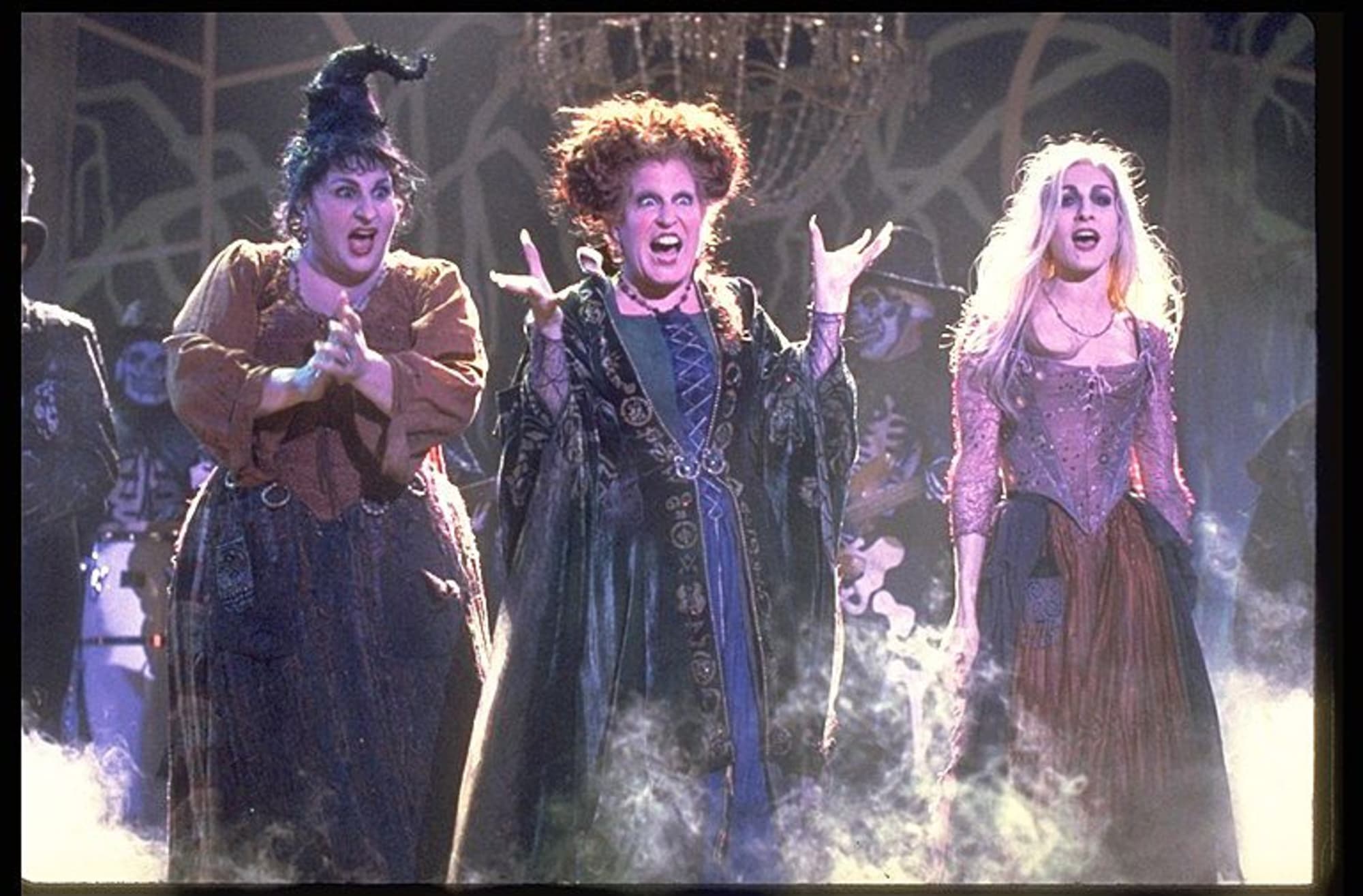 Here’s the FULL Hocus Pocus schedule for Freeform’s 31 Nights of Halloween