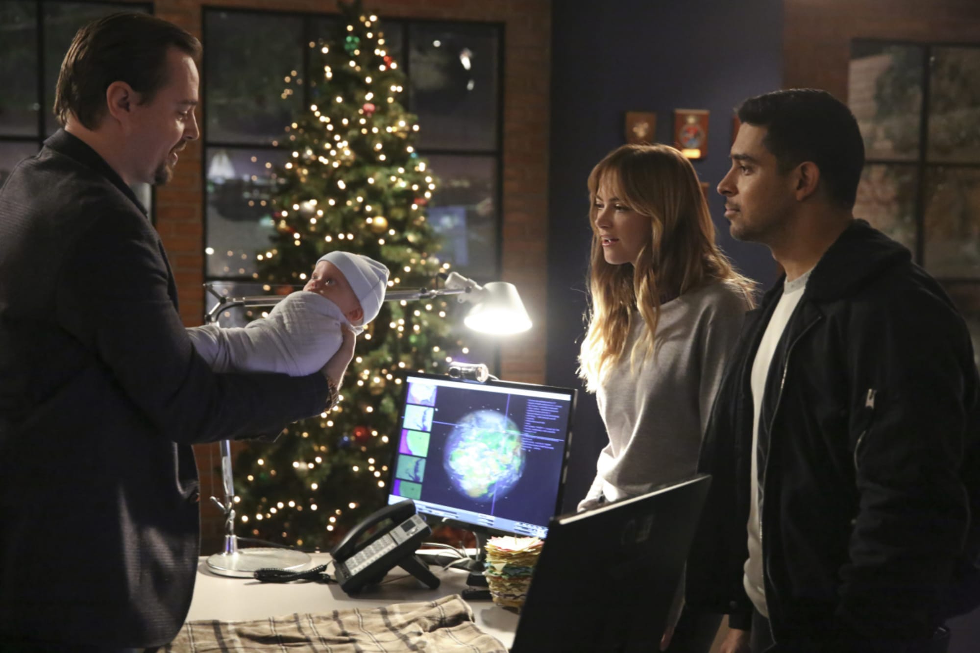 NCIS fall finale recap Who does the child belong to?
