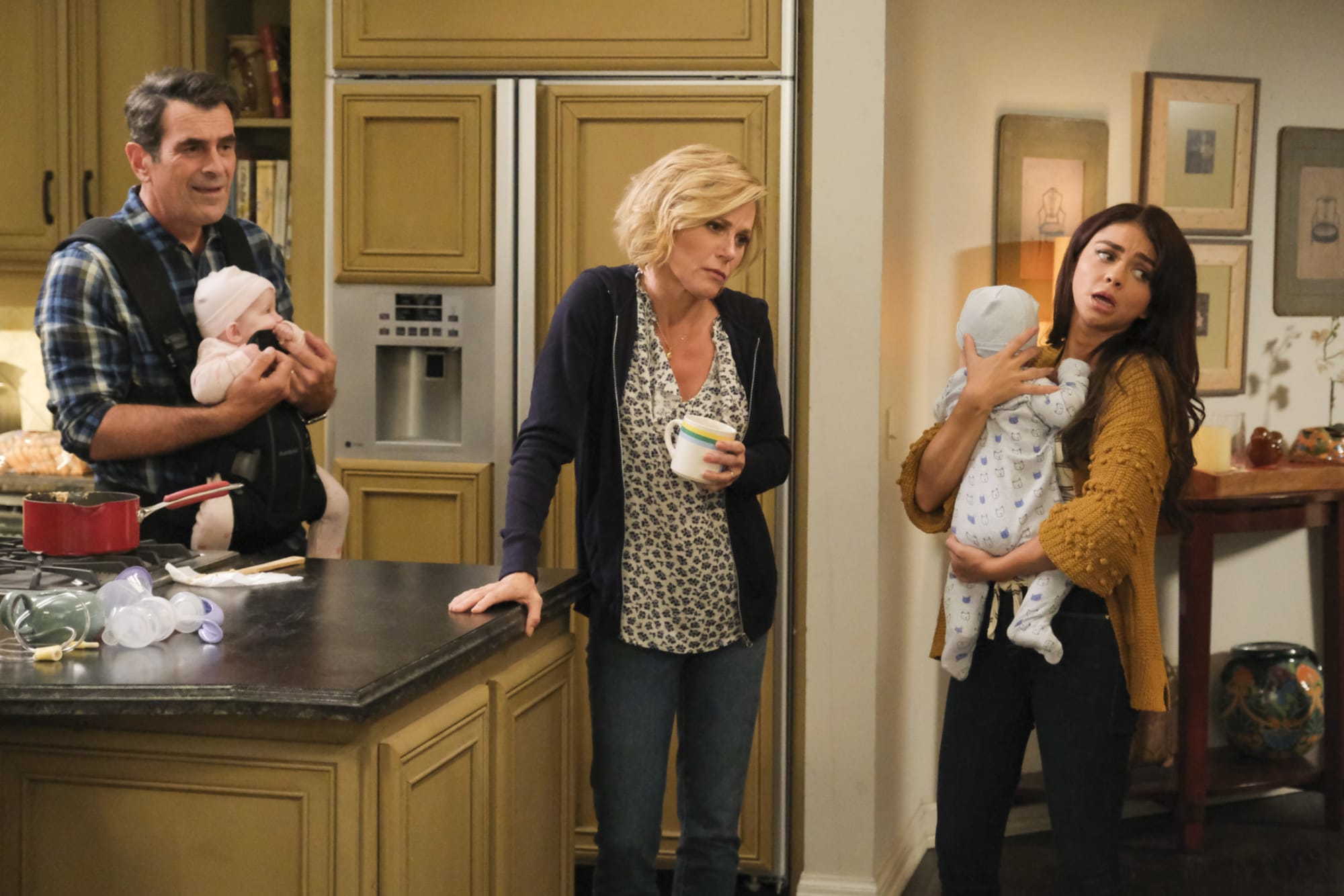 Modern Family: The Best Blonde Hair Colors from the Show - wide 9