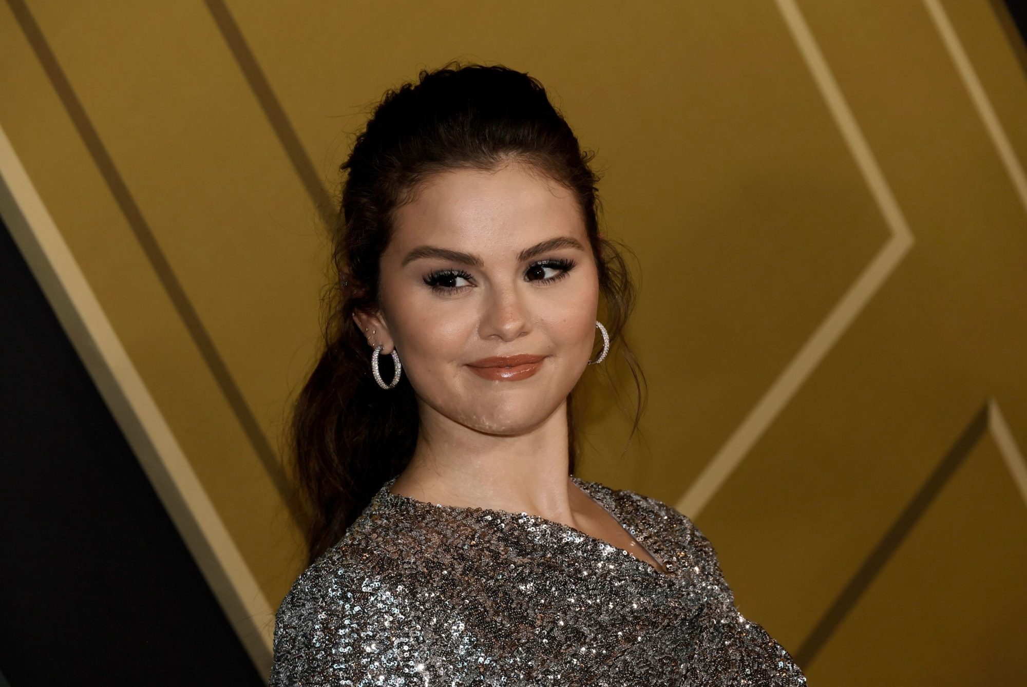 What time is the Selena Gomez documentary streaming on Apple TV+?