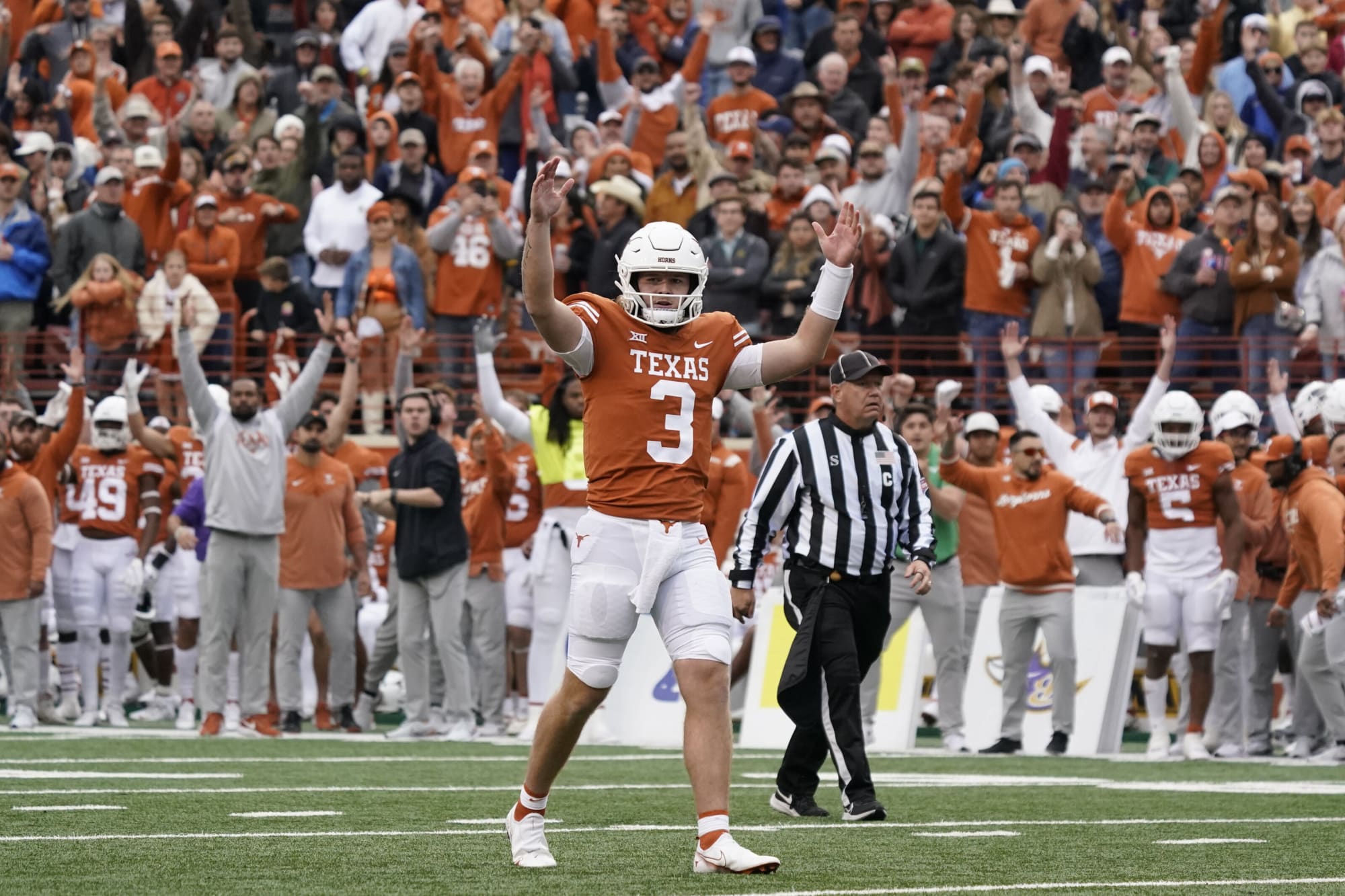 Texas Football: 3 'vocal leaders' among upperclassmen in summer workouts