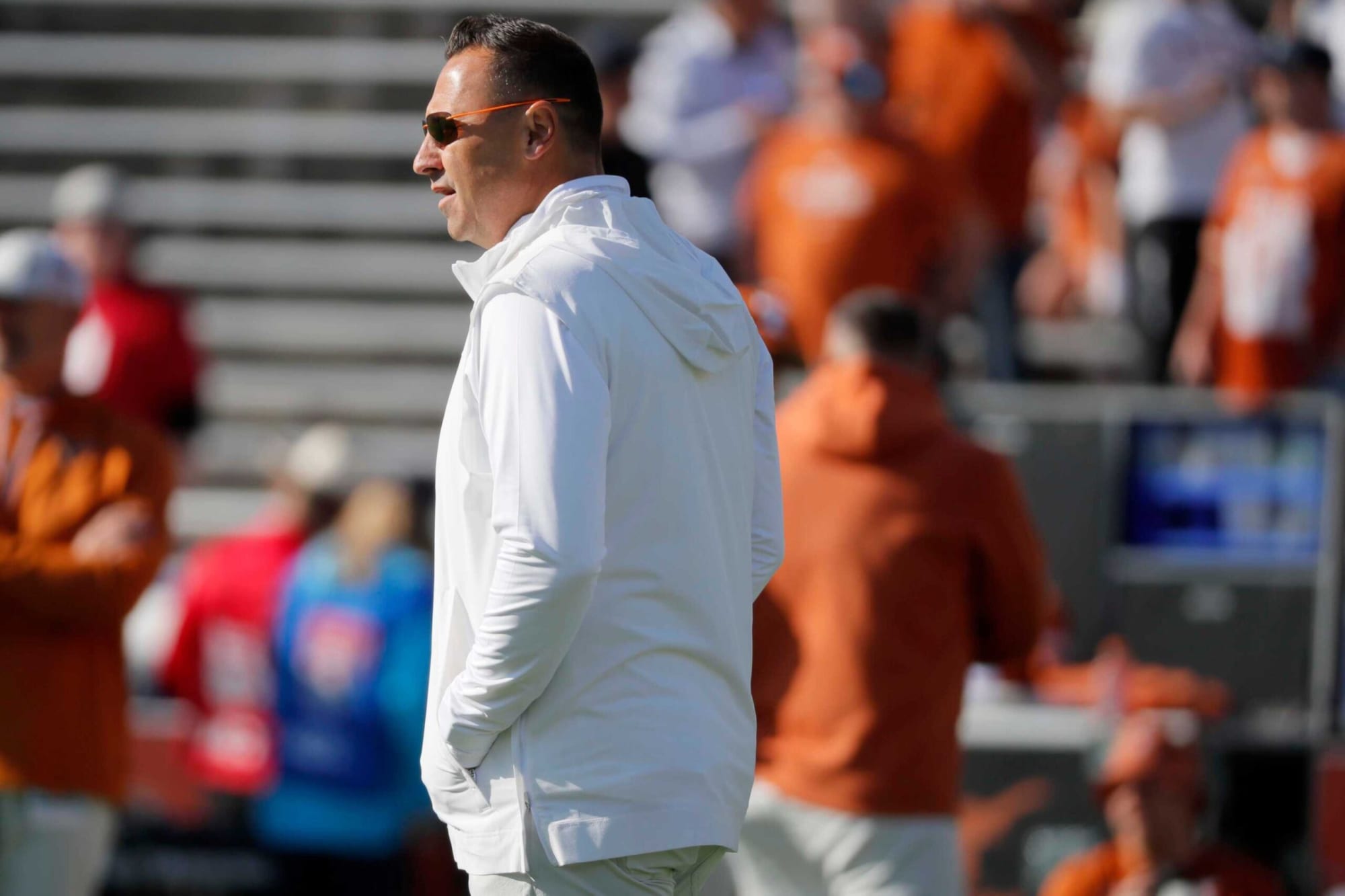 Texas Longhorns Football Targets Elite Recruits to Flip Commitments in