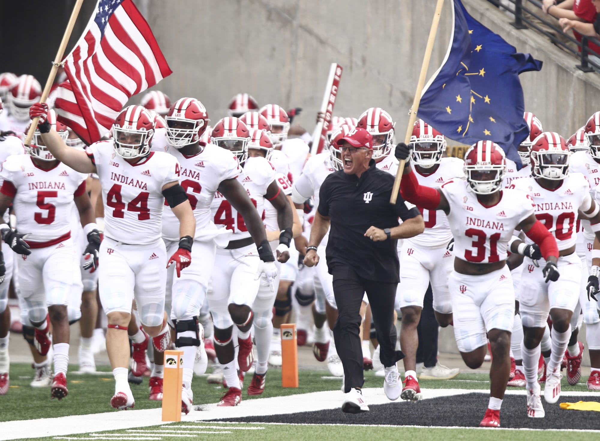 How does Indiana football make a bowl game in 2022?