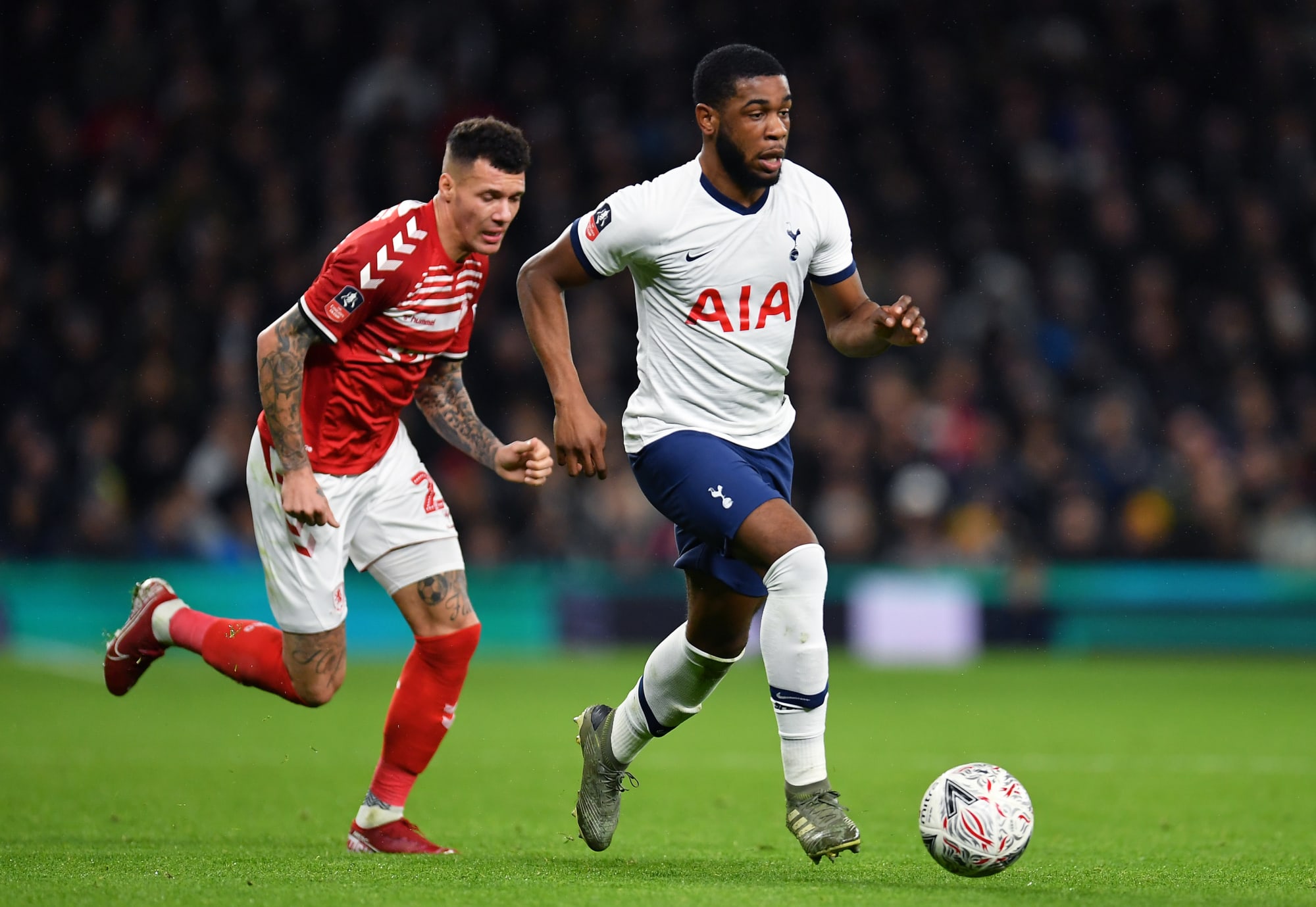 Tottenham must prioritize signing a defender whose contract is running out