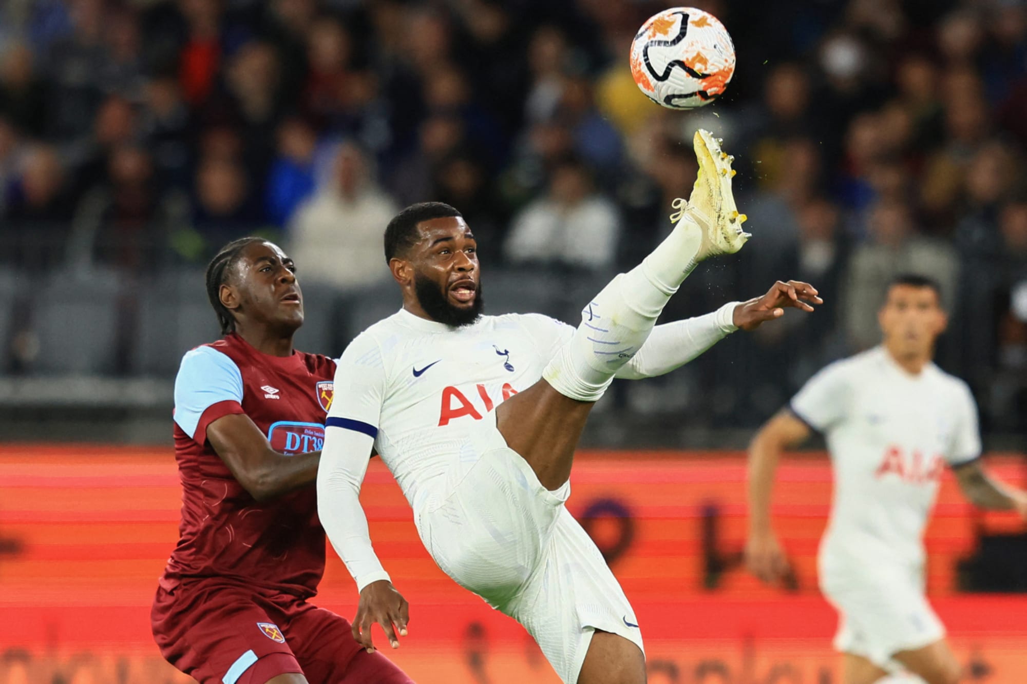 Tottenham’s Japhet Tanganga set to join Augsburg on loan