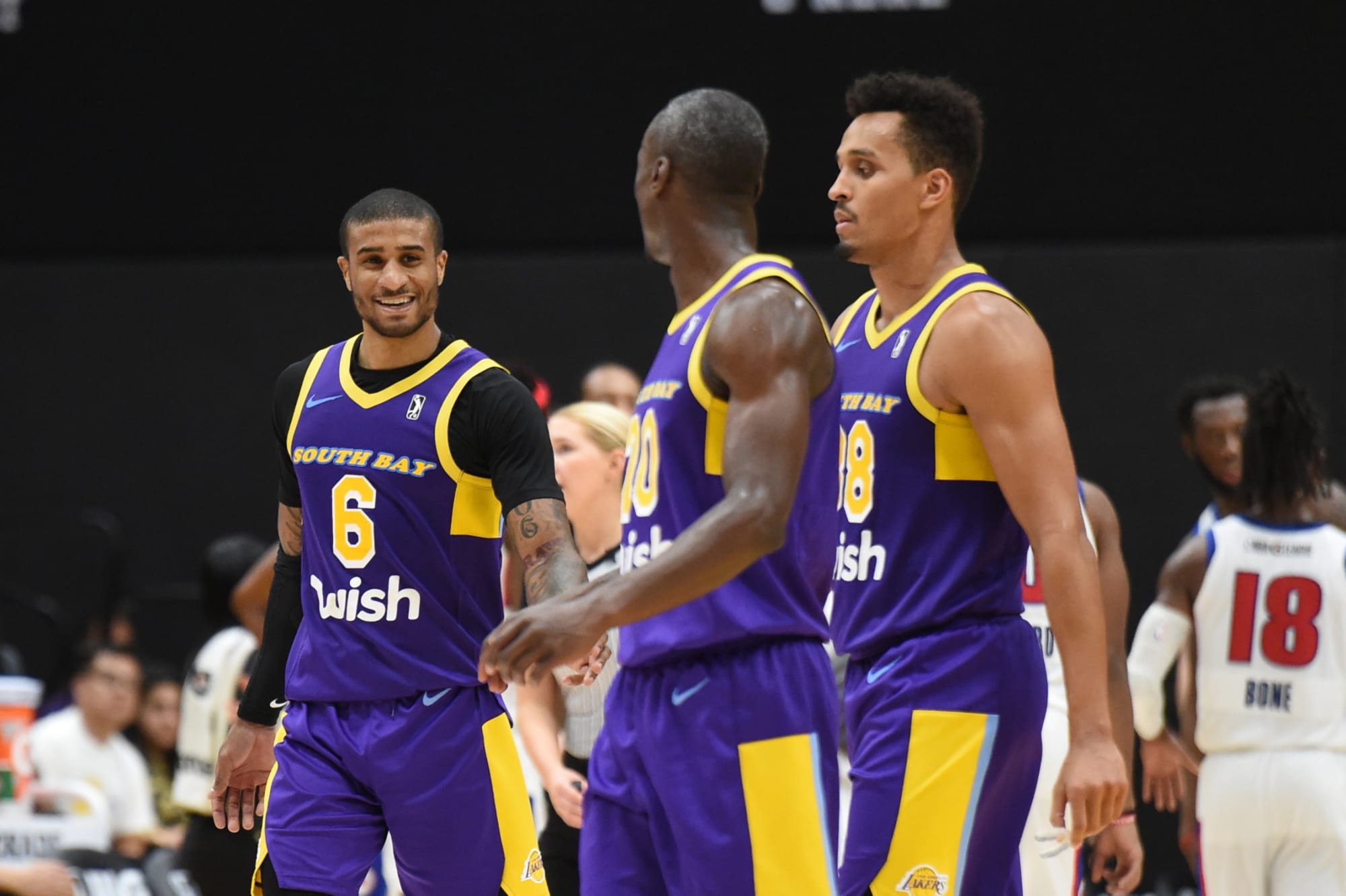 South Bay Lakers have home stand advantage