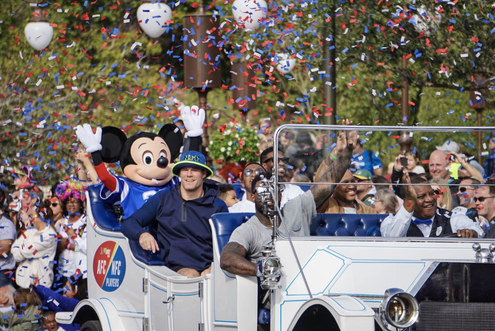 NFL Pro Bowl Players In Disney Parade Capping Off Pro Bowl Week