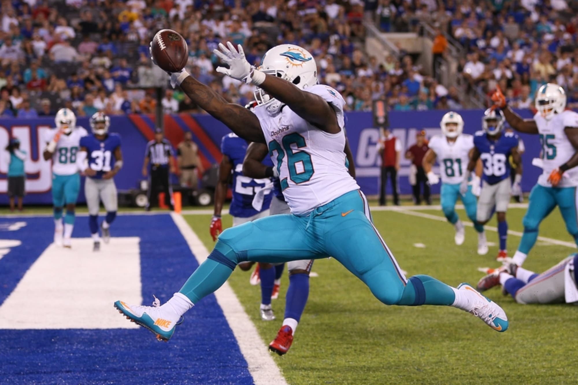 Which Miami Dolphins running backs will make the team?