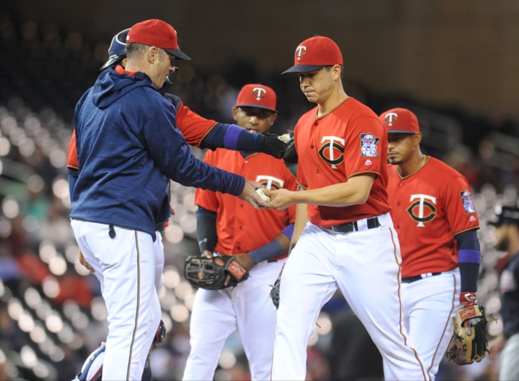 Minnesota Twins Reportedly Waive Tommy Milone, Casey Fien