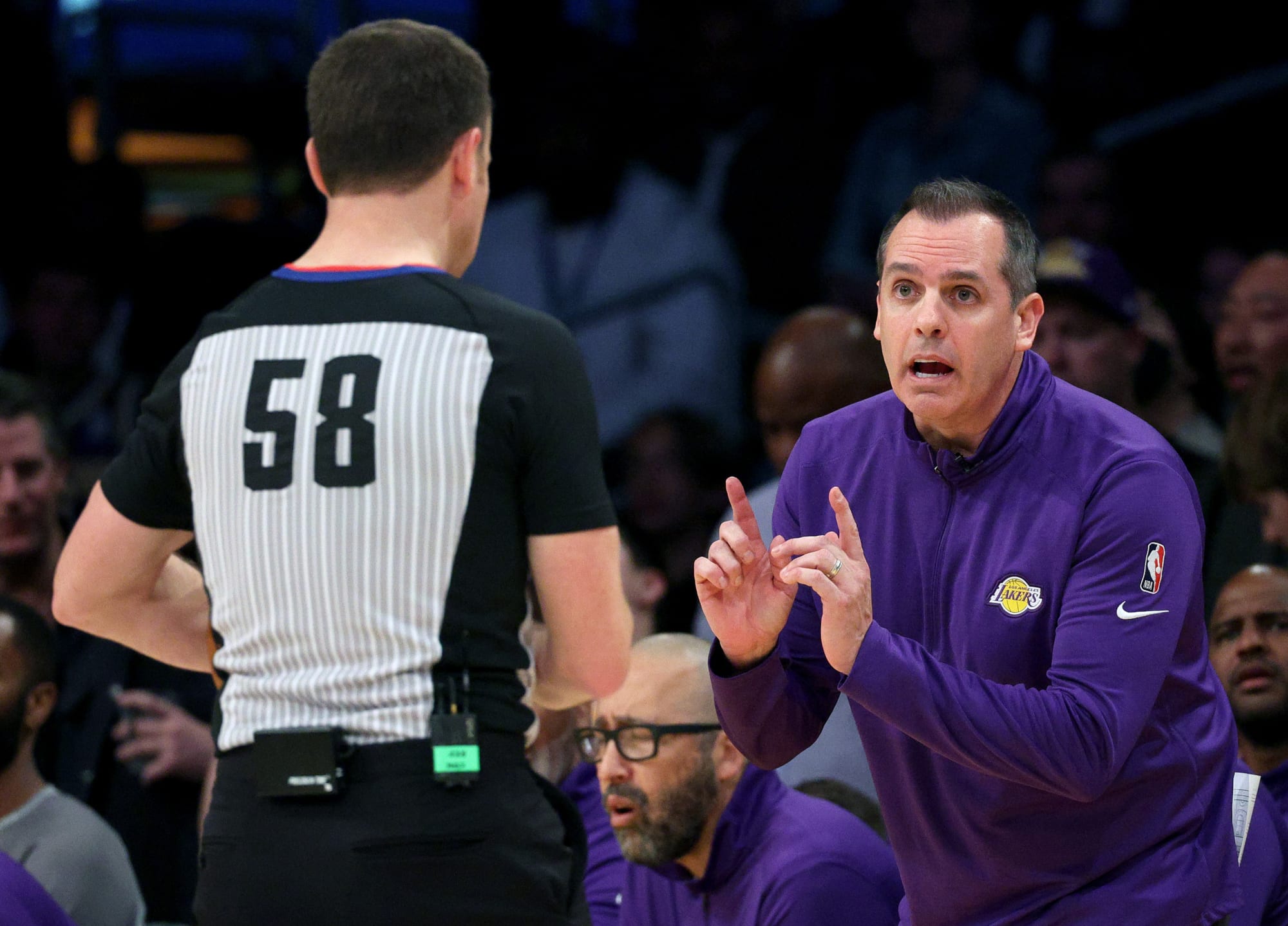 Raptors turn up heat on Frank Vogel with crazy quarter vs. Lakers