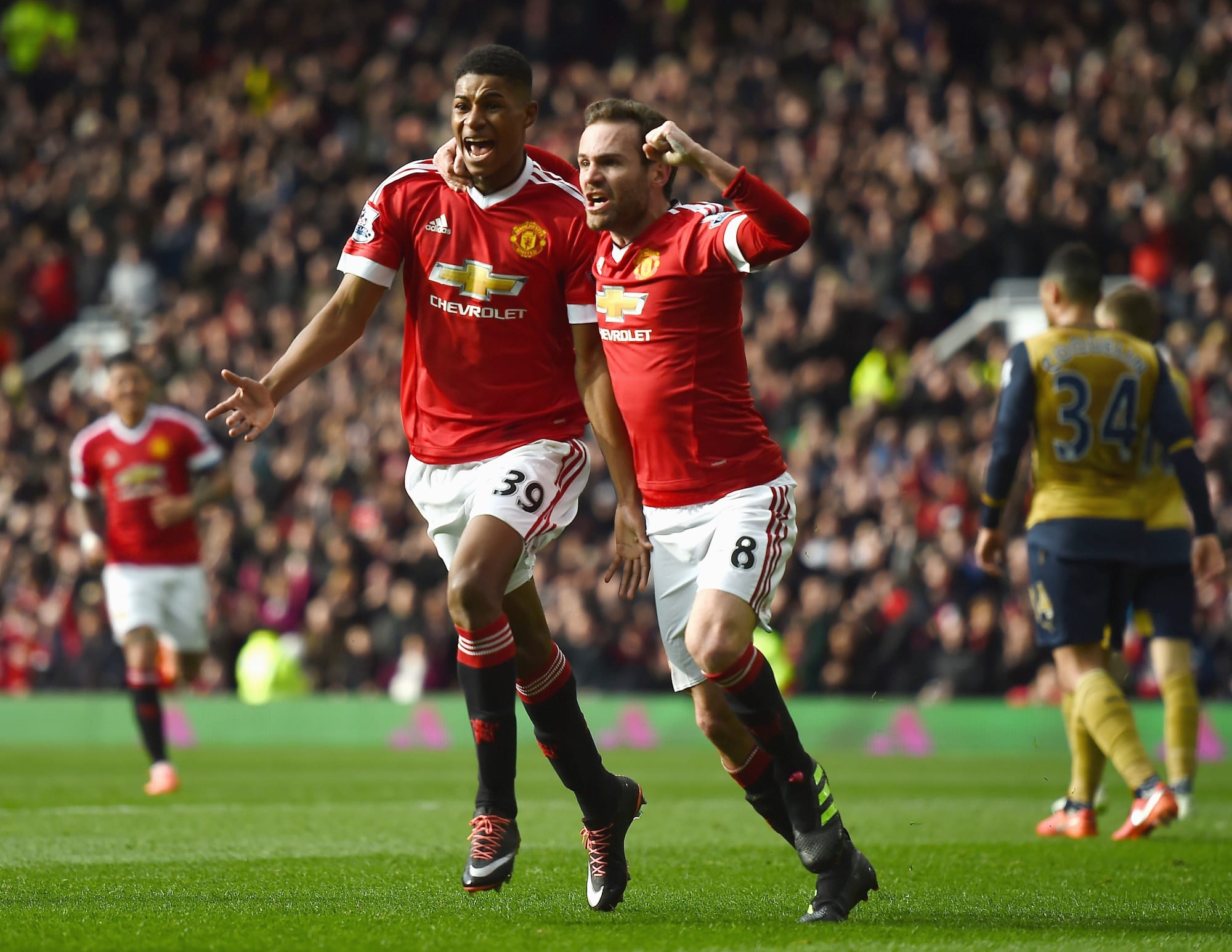 Manchester United 32 Arsenal Rashford heroics earn the win