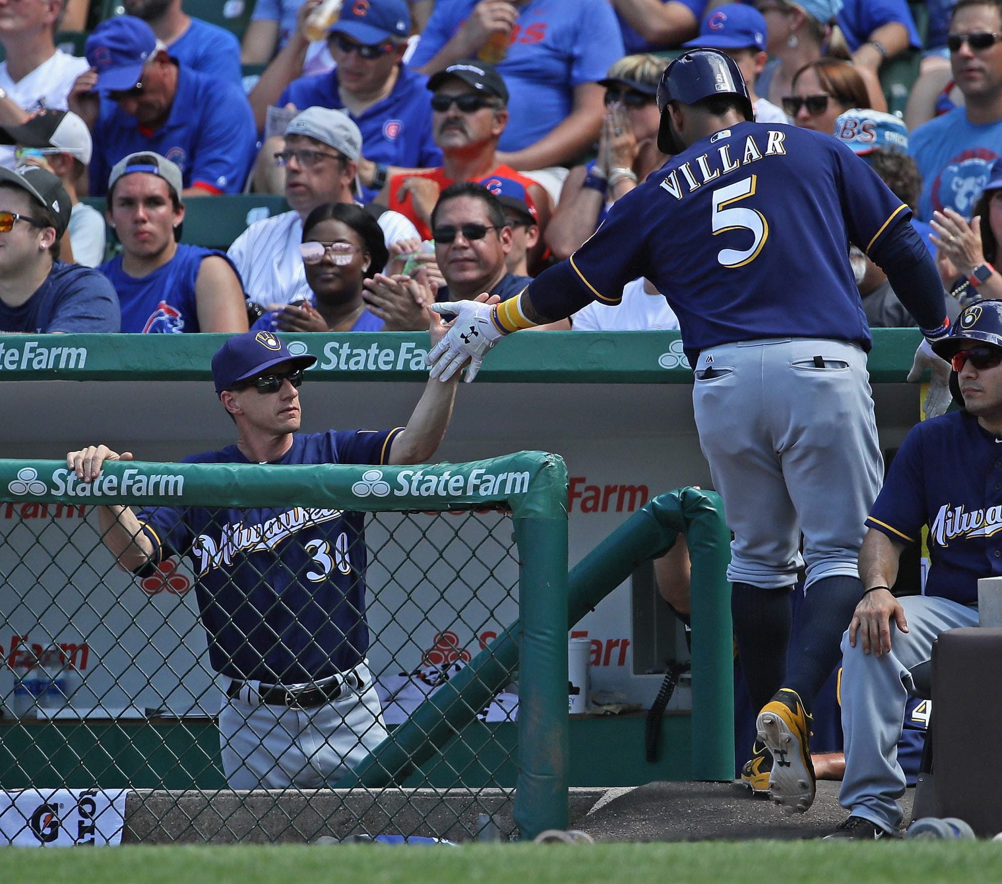 Milwaukee Brewers: Rivalry With Cubs Officially Back