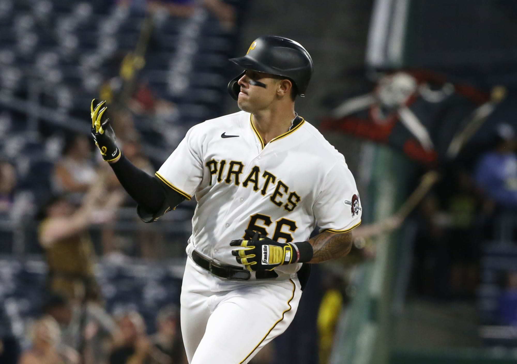 Pittsburgh Pirates Blowout Chicago Cubs, Win 3rd in a Row