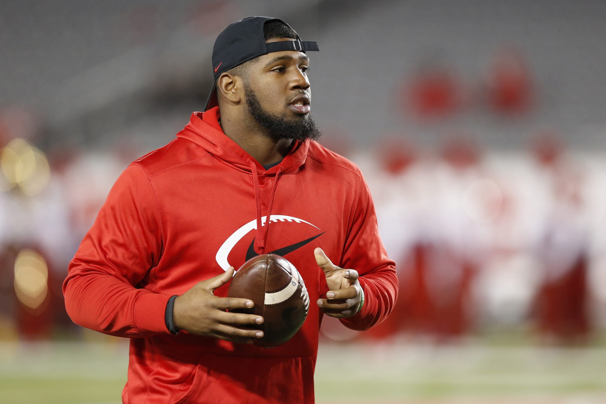 Ed Oliver making the right move by sitting out Houston bowl game