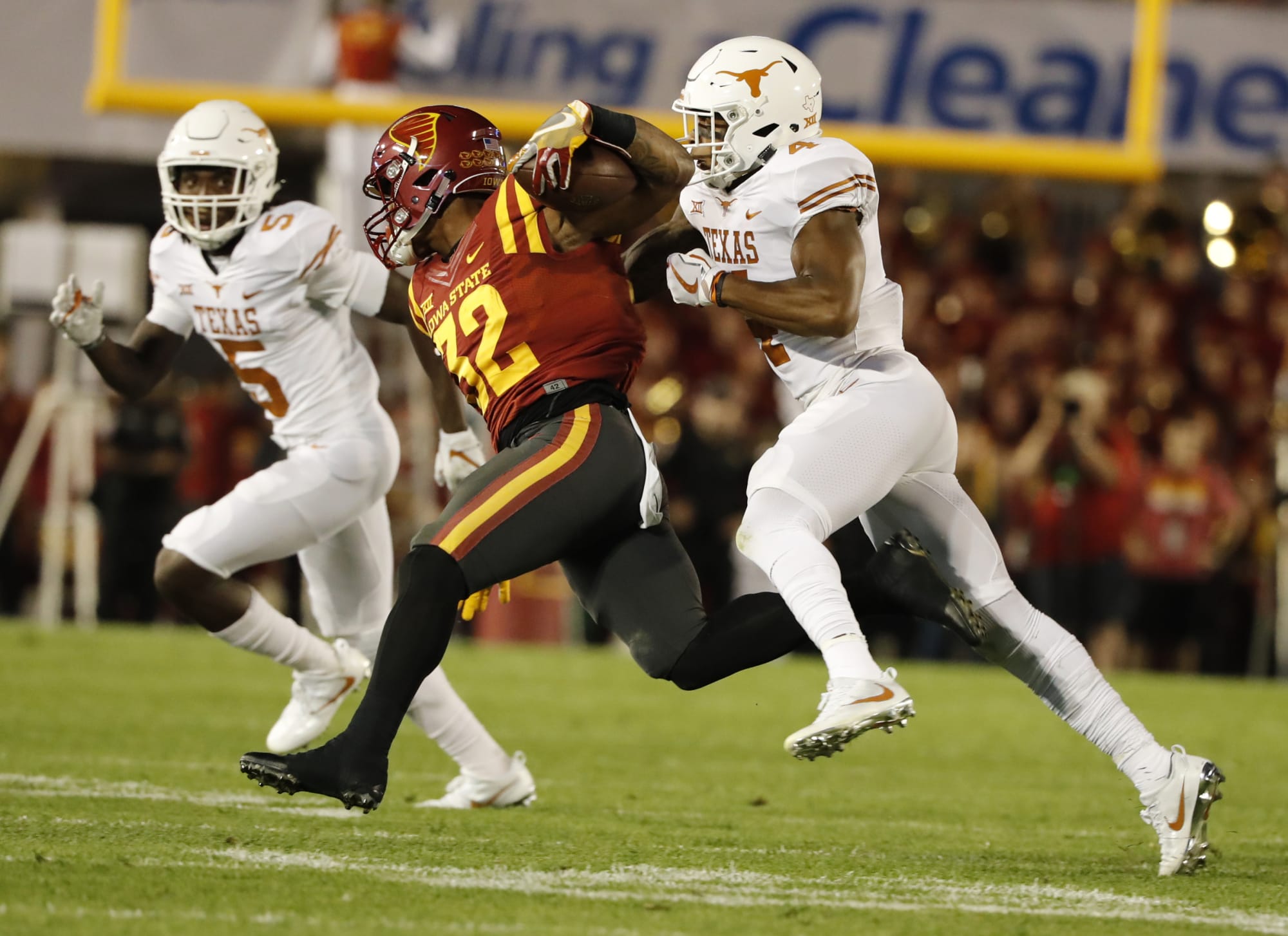 Iowa State Football Texas stands in way of Cyclones' Big 12 title hopes
