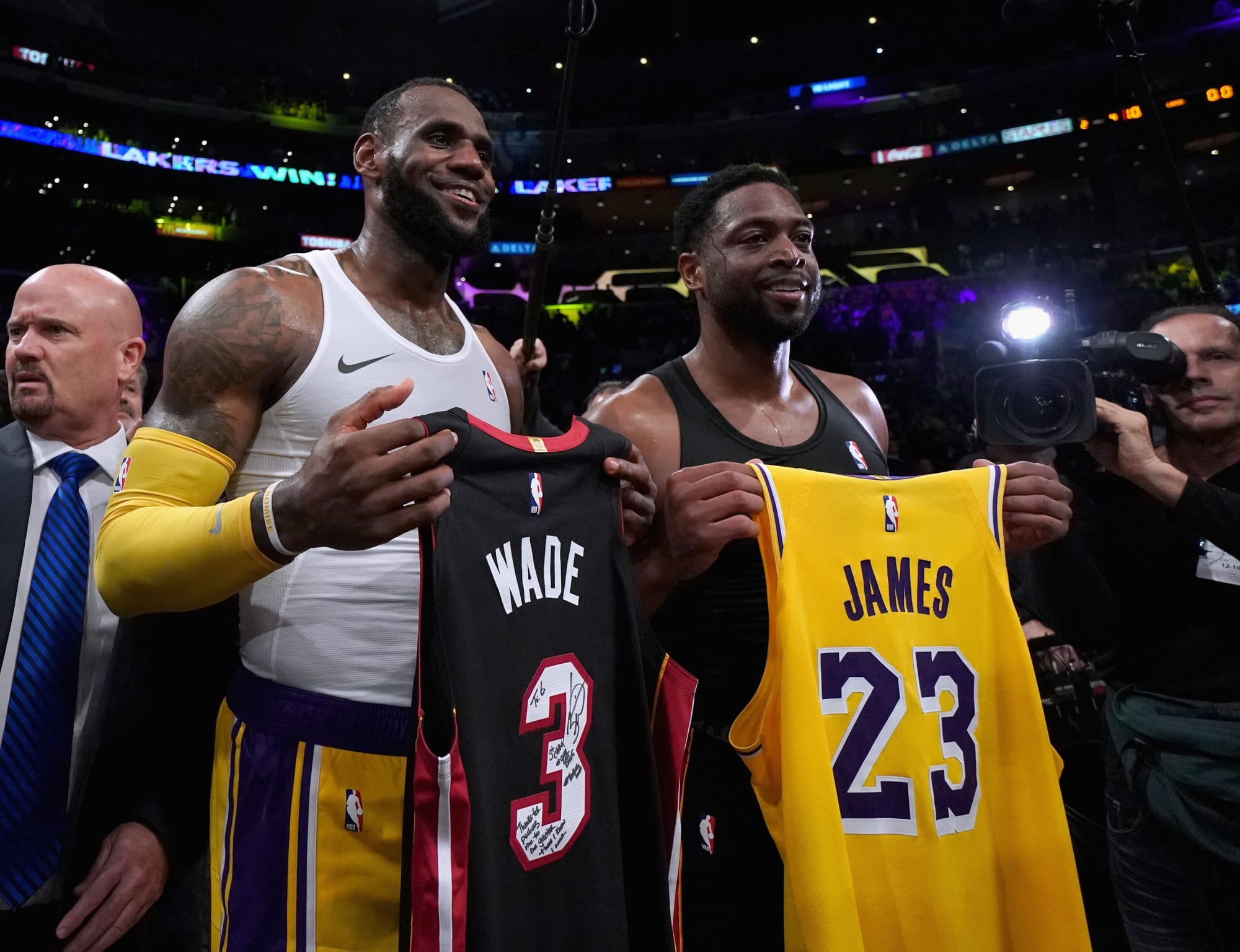Los Angeles Lakers 3 trades that would make LA contenders in 2019