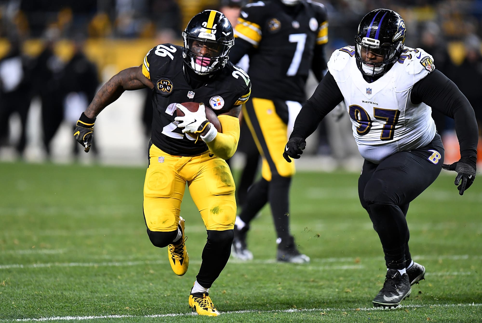 Pittsburgh Steelers Leveon Bell Named Afc Offensive Player Of The Month