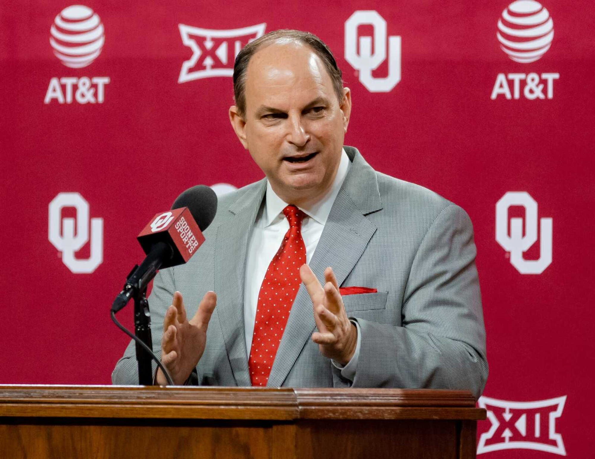 Oklahoma football: OU, Texas on the move? Who are we to believe?