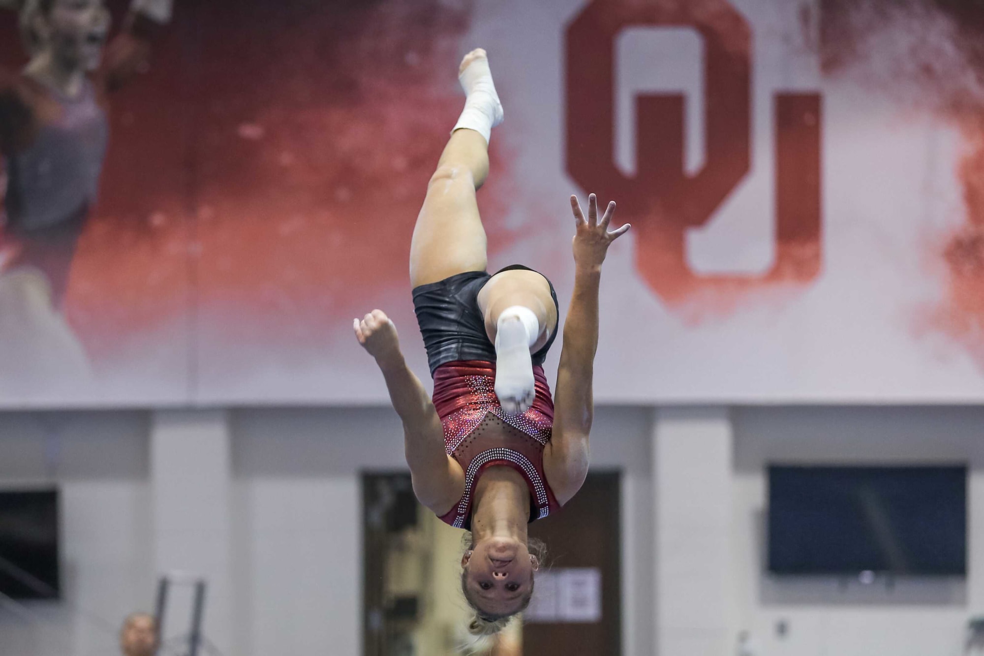 Oklahoma gymnastics No. 1 OU women win seasonopening Super 16 event