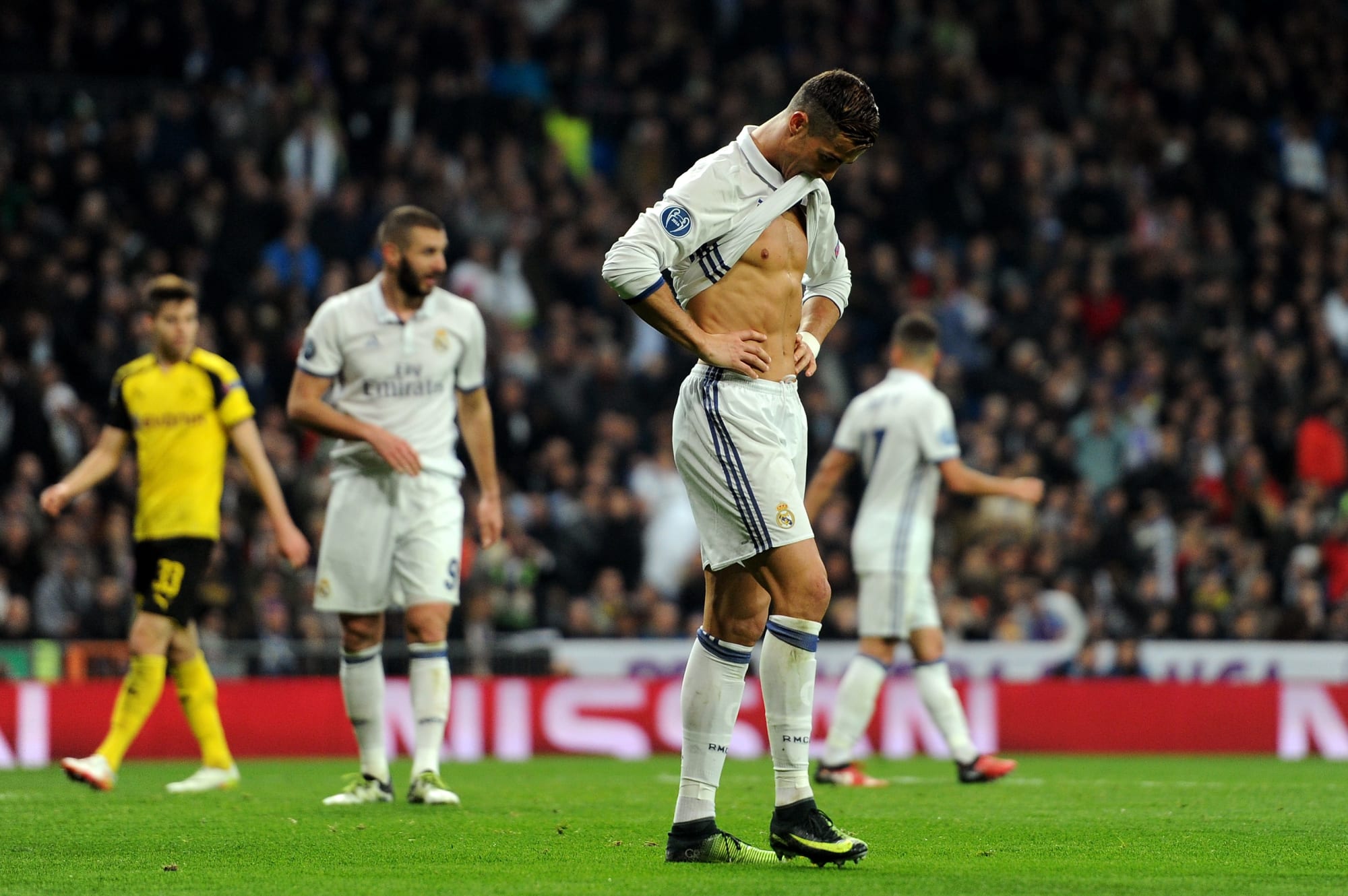 Real Madrid Draw Borussia Dortmund to Finish 2nd in Group F