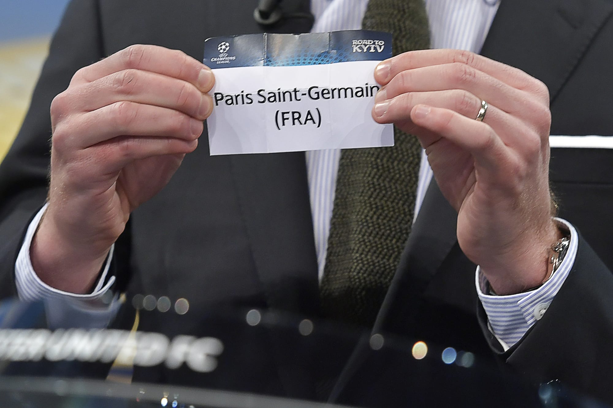 Real Madrid draw Paris Saint-Germain in the Champions League round of 16