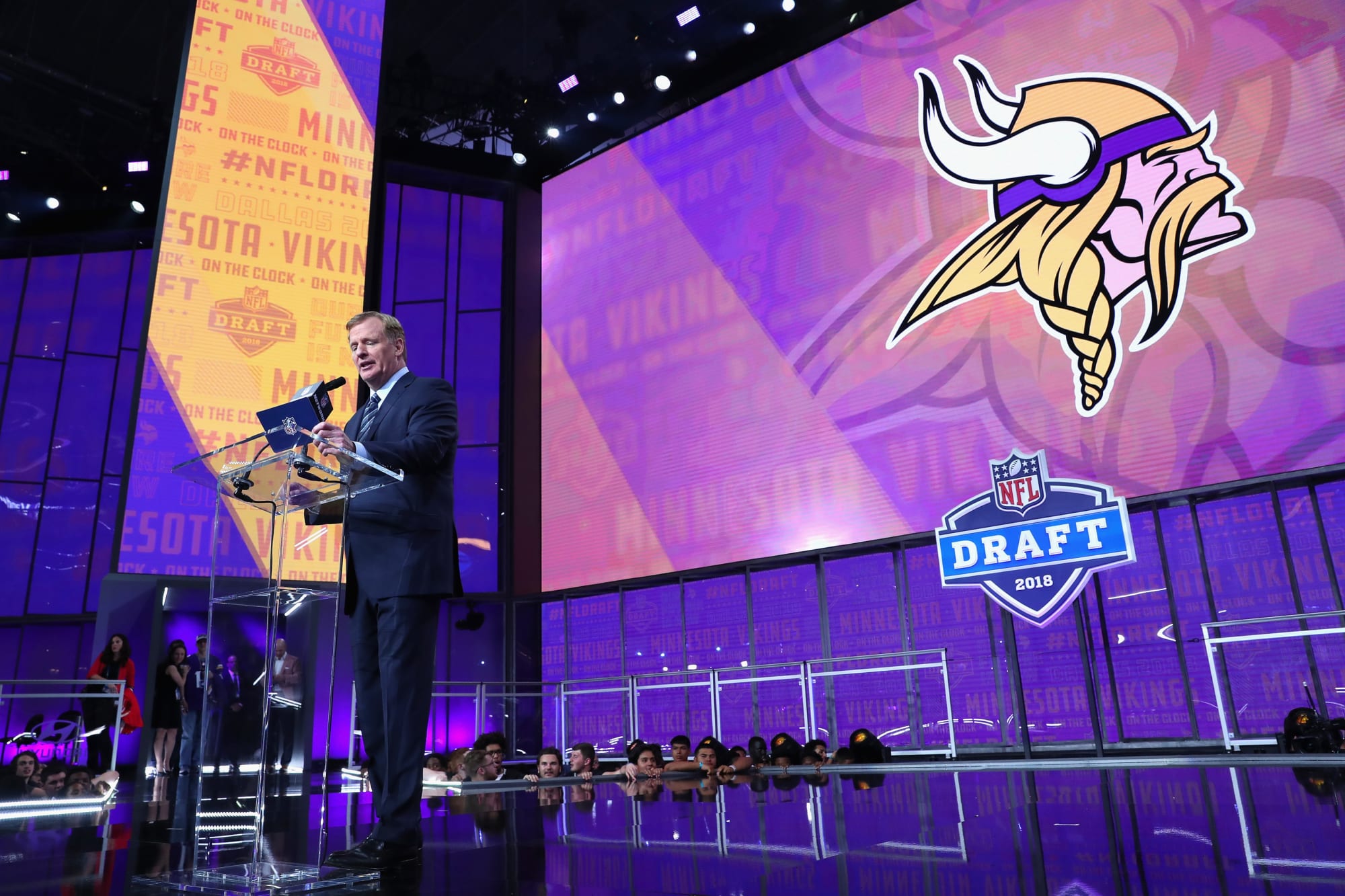 will-the-vikings-trade-up-in-the-2021-nfl-draft-history-says-probably-not