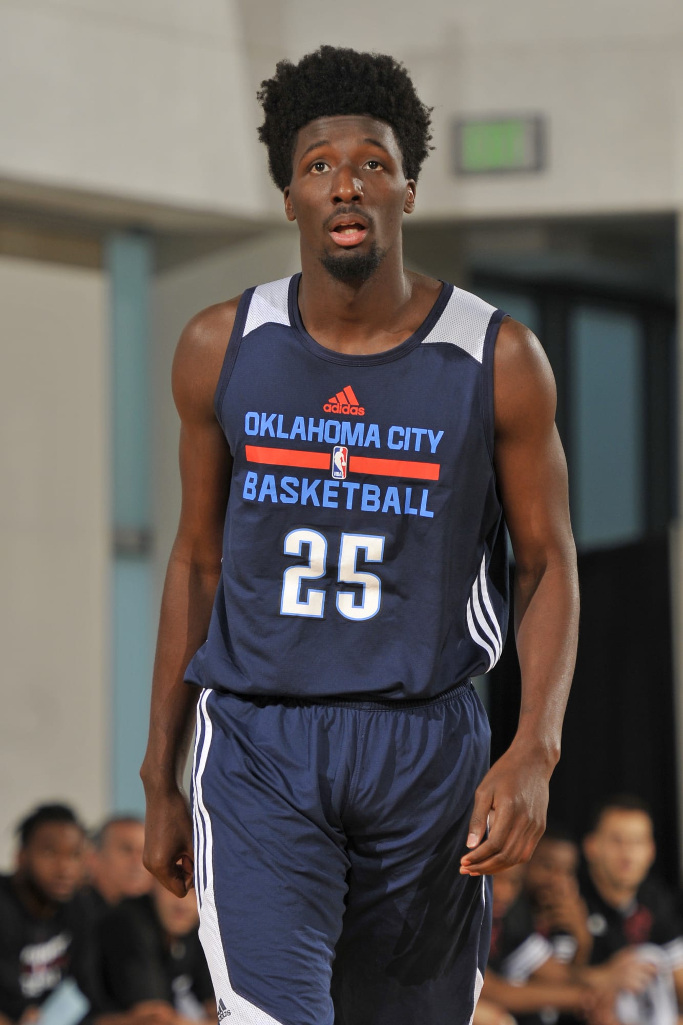 Daniel Hamilton signs first twoway contract with the OKC Thunder