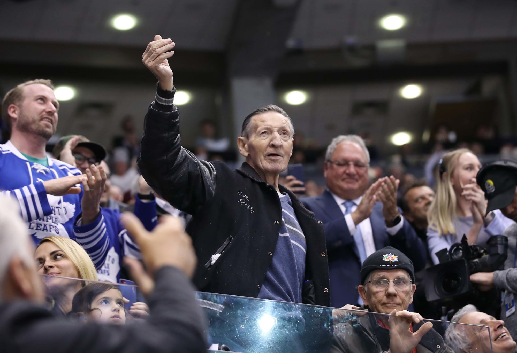 Toronto Maple Leafs And Hockey World Remember Walter Gretzky 