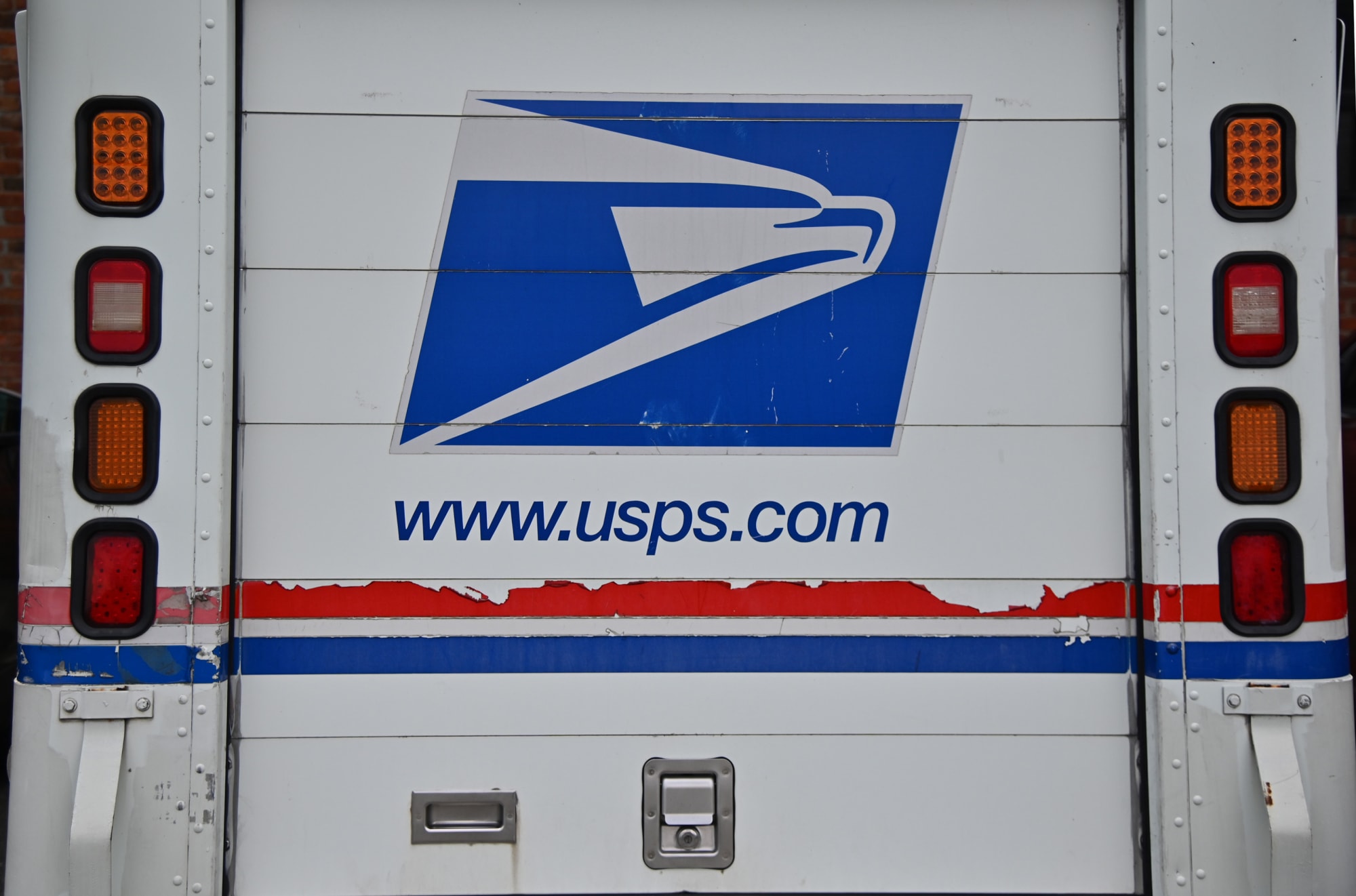 Is the Post Office open on Labor Day? (2021)