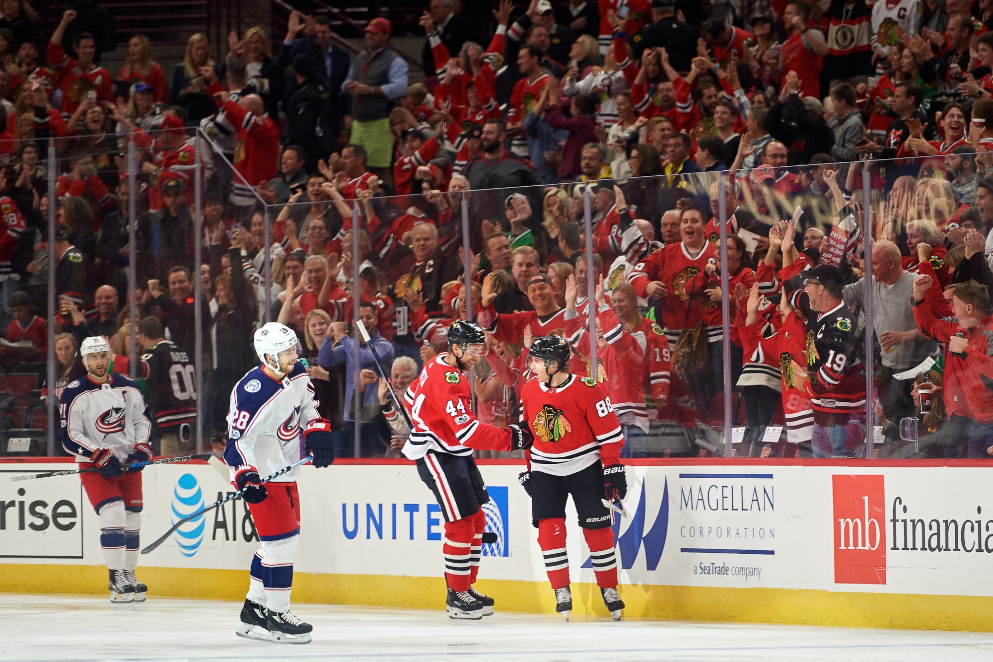 Columbus Blue Jackets Overwhelmed by Blackhawks in Second Game