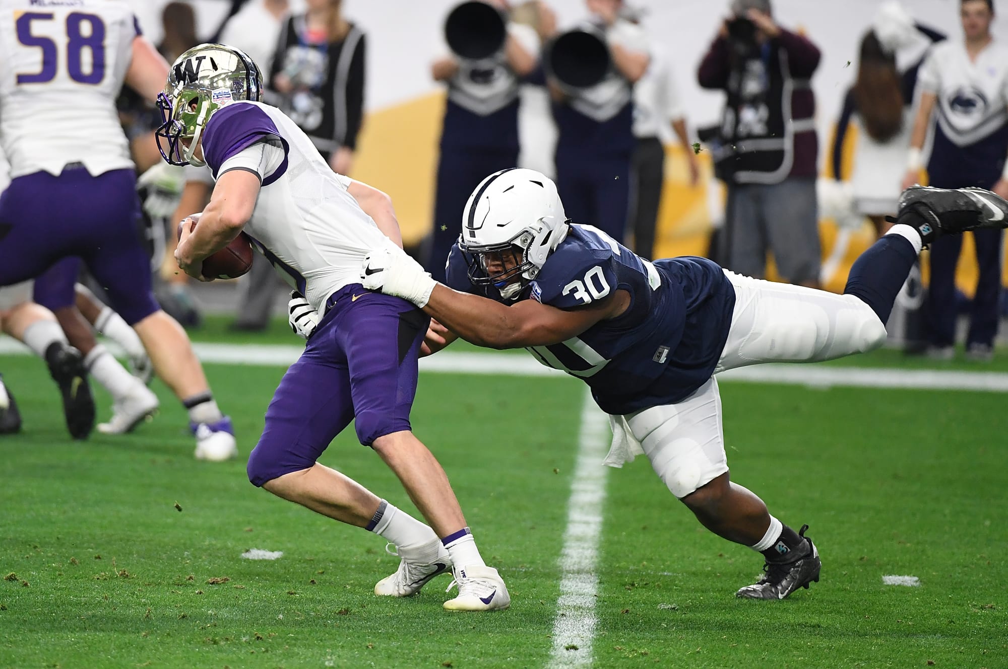 Penn State Football Kevin Givens signs as undrafted free agent