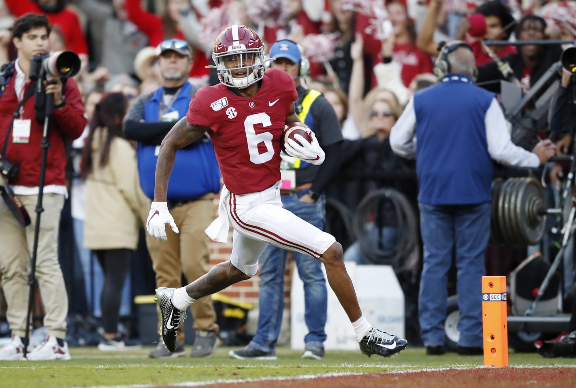 2020 NFL Draft: Devonta Smith would be smart to stay at Alabama