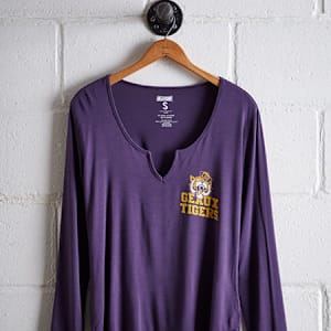 Tailgate Women's LSU Split Neck T-Shirt Purple XL