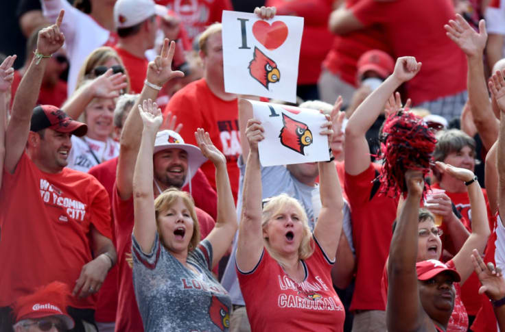 U of L Louisville Cardinals Football Fleece Throw Blanket College Dorm  Cheer Red