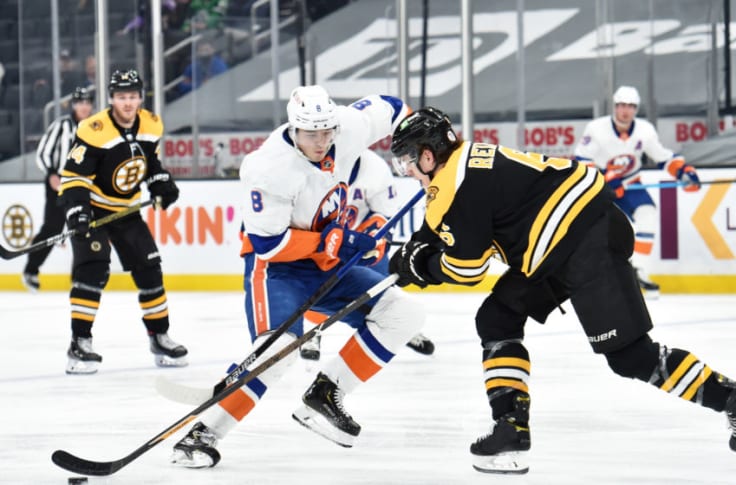 Boston Bruins acquire defenceman Mike Reilly; New York Islanders