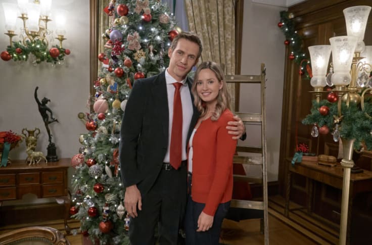 When Does Hallmark Channel Countdown To Christmas 2021 Begin