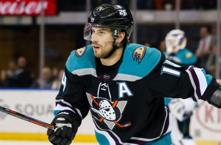 A look at how Anaheim Ducks jerseys that have a captaincy letter