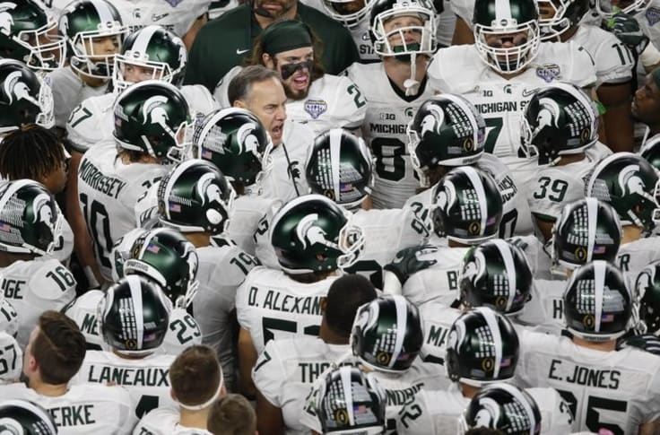 Michigan State Football Freshmen Struggle With Fight Song