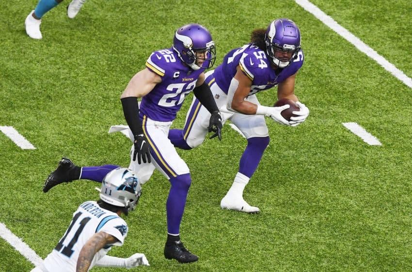 MINNEAPOLIS, MINNESOTA - NOVEMBER 29: Eric Kendricks #54 of the Minnesota Vikings runs after intercepting a pass during the second quarter against the Carolina Panthers at U.S. Bank Stadium on November 29, 2020 in Minneapolis, Minnesota. (Photo by Hannah Foslien/Getty Images)
