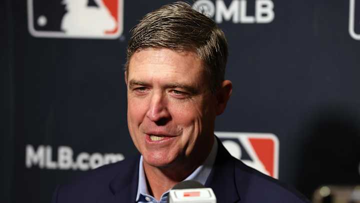 Seattle Mariners manager Dan Wilson speaking to the media