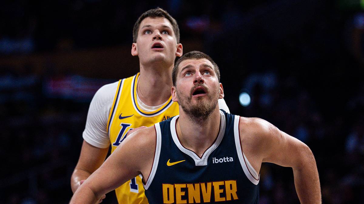 Walker Kessler battles Nikola Jokic in an October 2026 Lakers preseason game