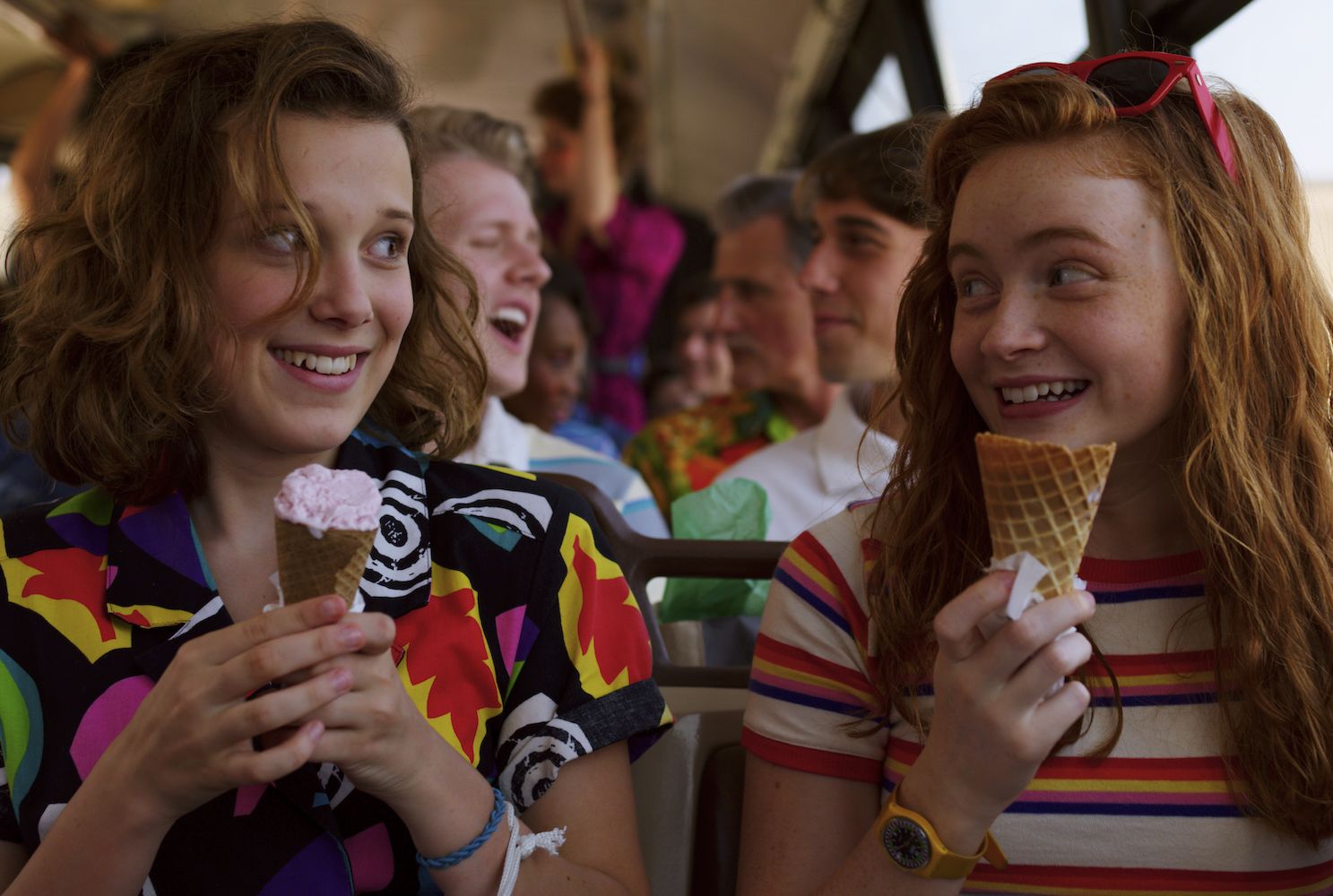Millie Bobby Brown and 'Stranger Things' Stars at Stranger Con ...